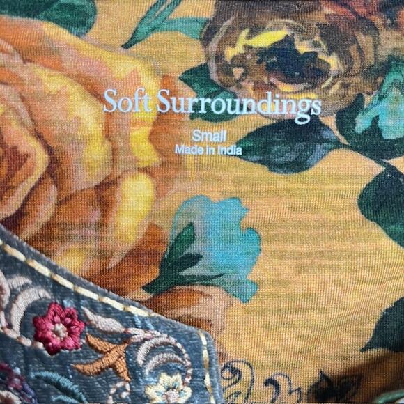 Soft Surroundings Stunning Jewel Tone Floral Boho Tunic Top Size Small - Picture 3 of 13
